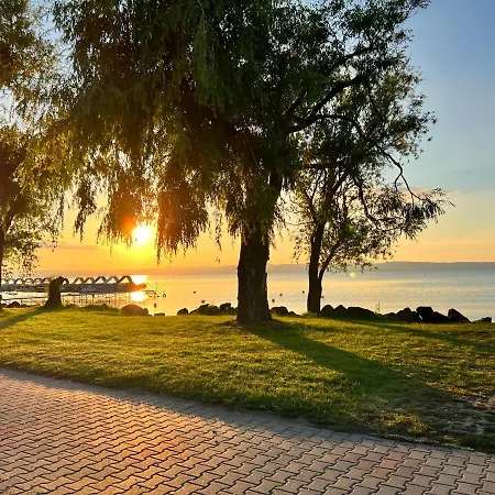 Seaforth Апартаменты Шиофок