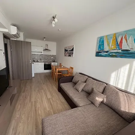 Апартаменты Seaforth Шиофок